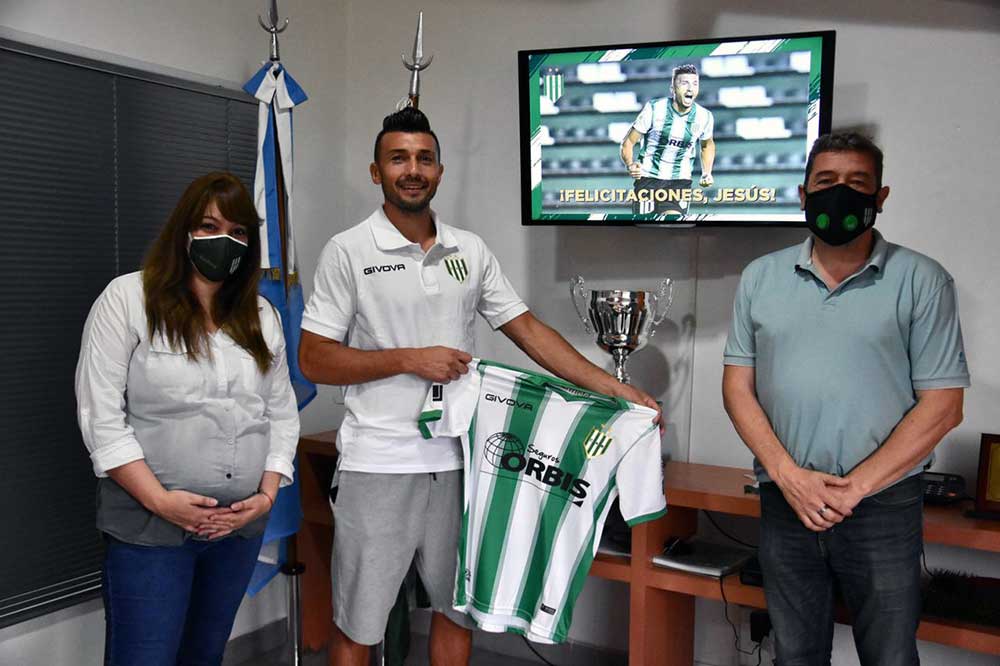 jesus datolo renovo su contrato con banfield