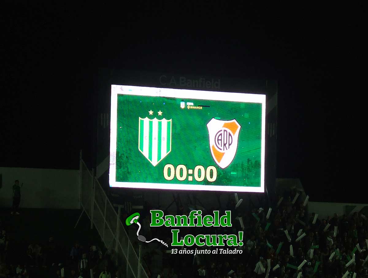 banfield enfrentó a river por la copa binance 2022