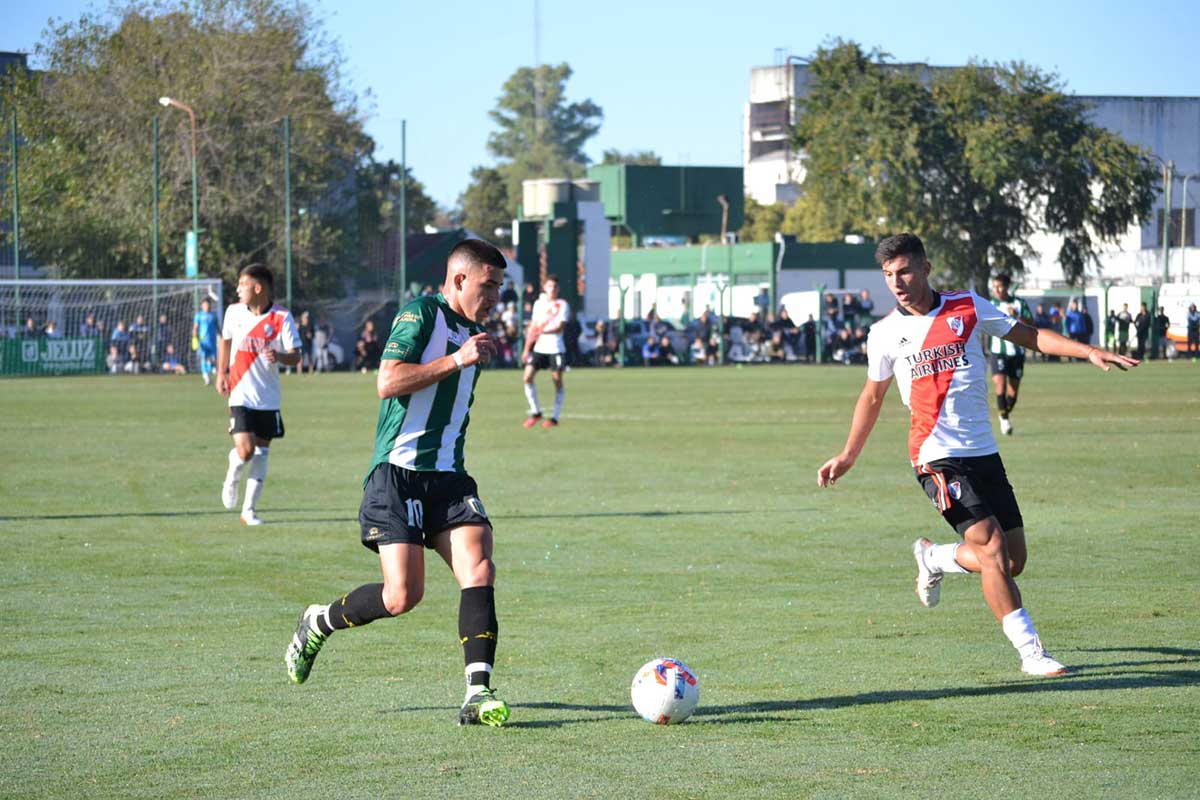 La reserva no pudo en un partido intenso y cayó por 2 a 3 ante River en el predio de Luis Guillón.