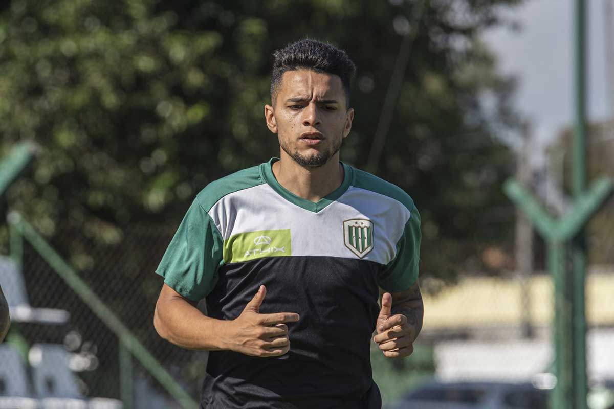 maximiliano cuadra se suma a banfield