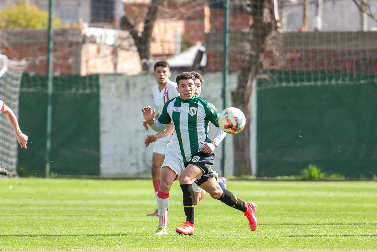 nacho rodriguez en el empate entre banfield y estudiantes por la fecha 11 del torneo de reserva