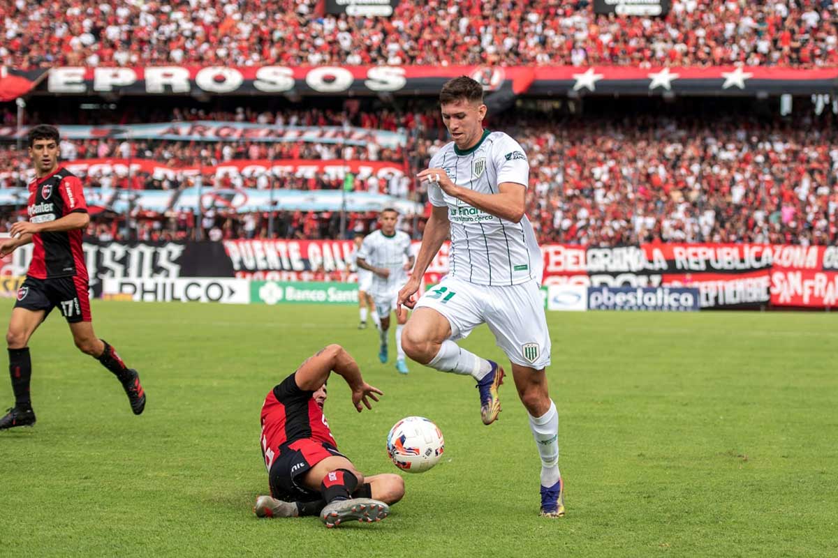 El Club Atlético Banfield recibe a Newell´s en el Estadio Florecio Sola por la primera fecha del Torneo Binance 2022.