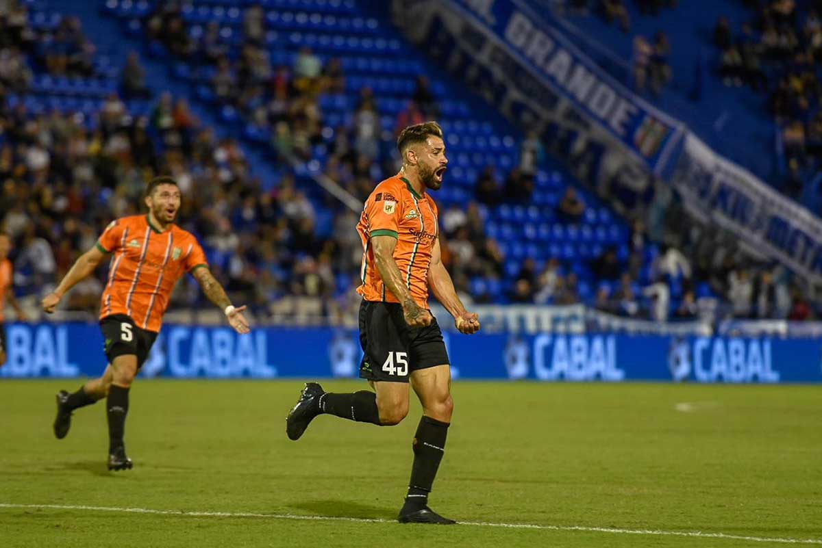 milton gimenez banfield primer gol