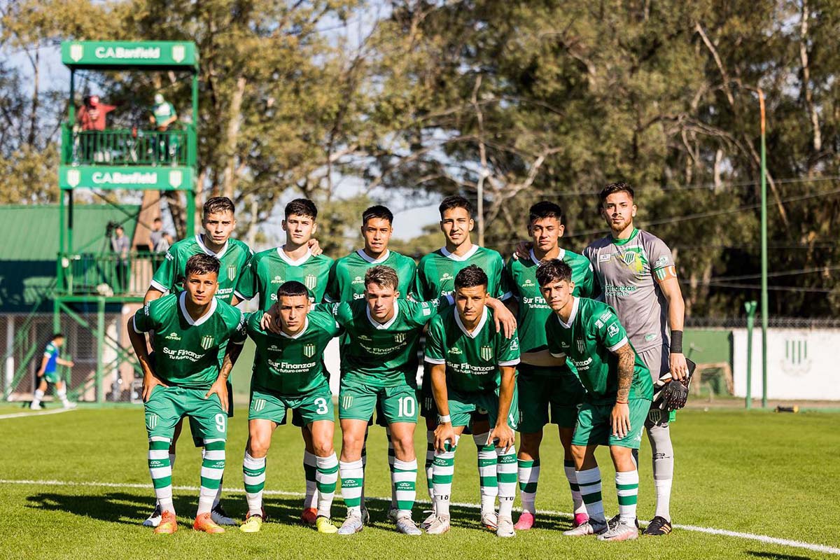 formacion de la reserva de banfield ante estudiantes torneo 2023