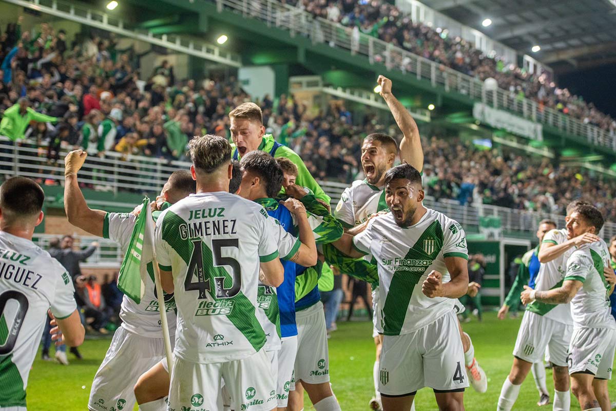 triunfo del taladro sobre lanus en la copa de la liga