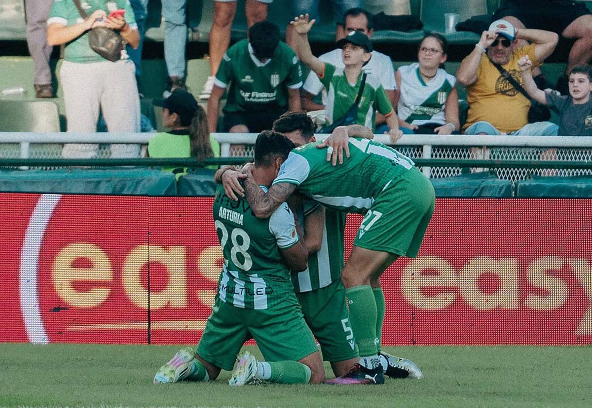 banfield festejó ante central cordoba luego de 13 fechas sin victorias en este 2025