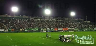 banfield tribuna mourino