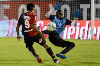 newells-banfield-reserva-2015