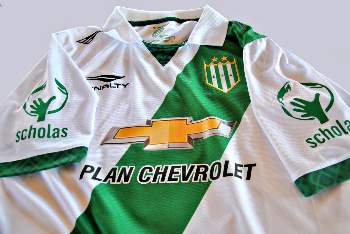 camiseta-estreno-banfield-2016