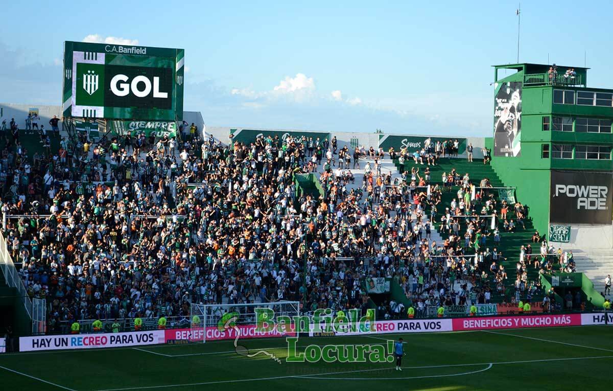 imagenes del lencho sola partido banfield defensa y justicia 2022